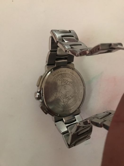 Часы соат сотилади