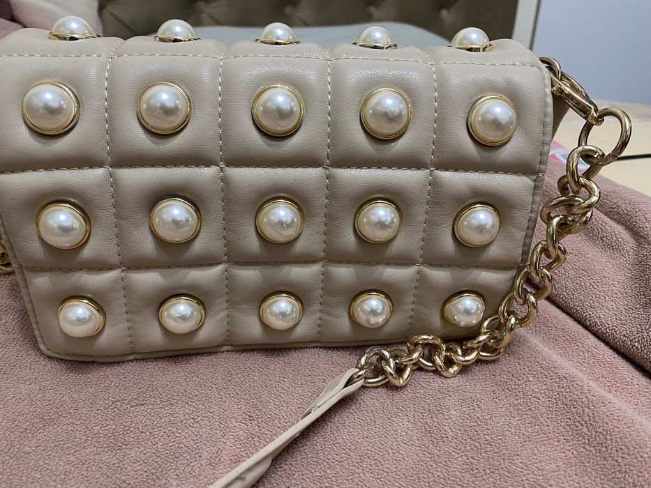 Бежова чанта Зара нова