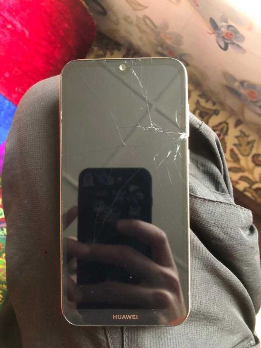 Huawei y5 2019 продам