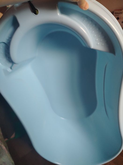 Продам ванночку детскую