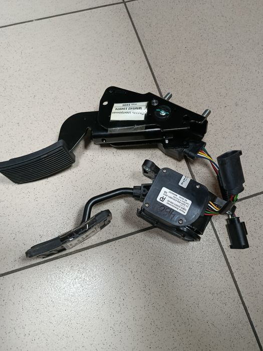 Педаль газ КамАЗ электронная