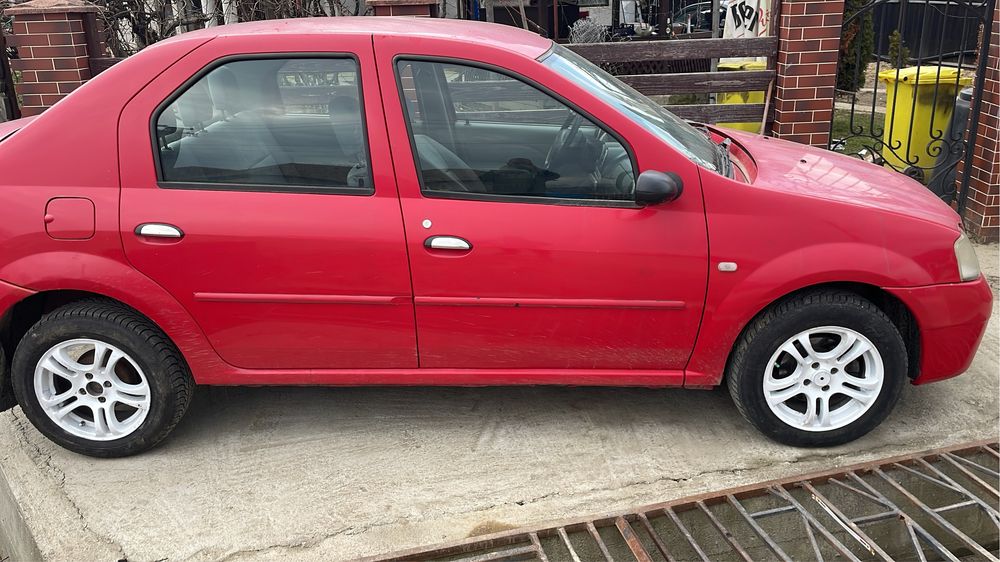 Dacia . Logan .1.5