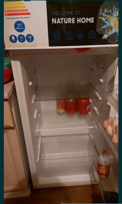 Продам холодильник dausher 55000 с достовкои