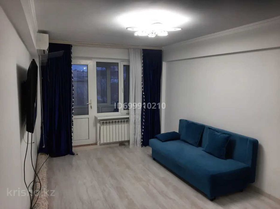 Продам трехкомнатную квартиру