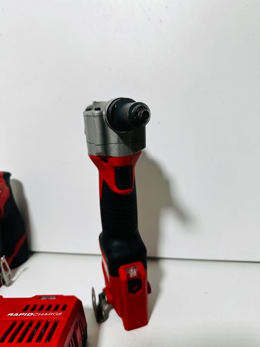 Kit Milwaukee autofiletanta M18 FDDX an 2021/masina pop-nituri M18 BPRT an 2022