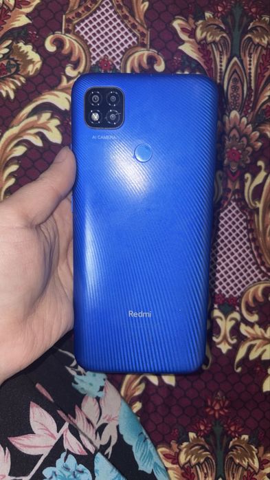 Продаю рабочий Xiaomi Redmi 9C в приятном синем цвете