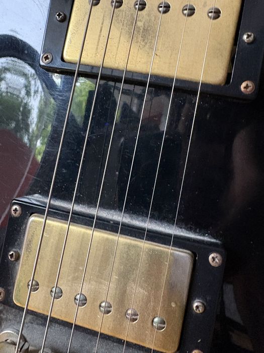 ПРОМОЦИЯ с подаръци - Електрическа китара Les paul и кубе Line6