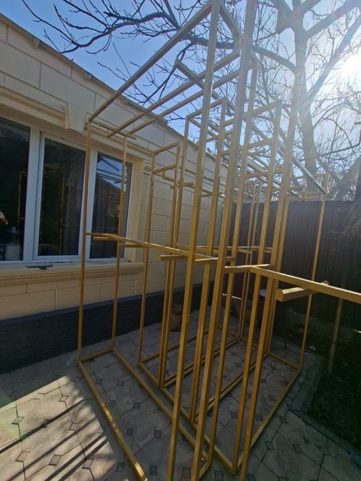 Рейлы(стойки для вешалок)