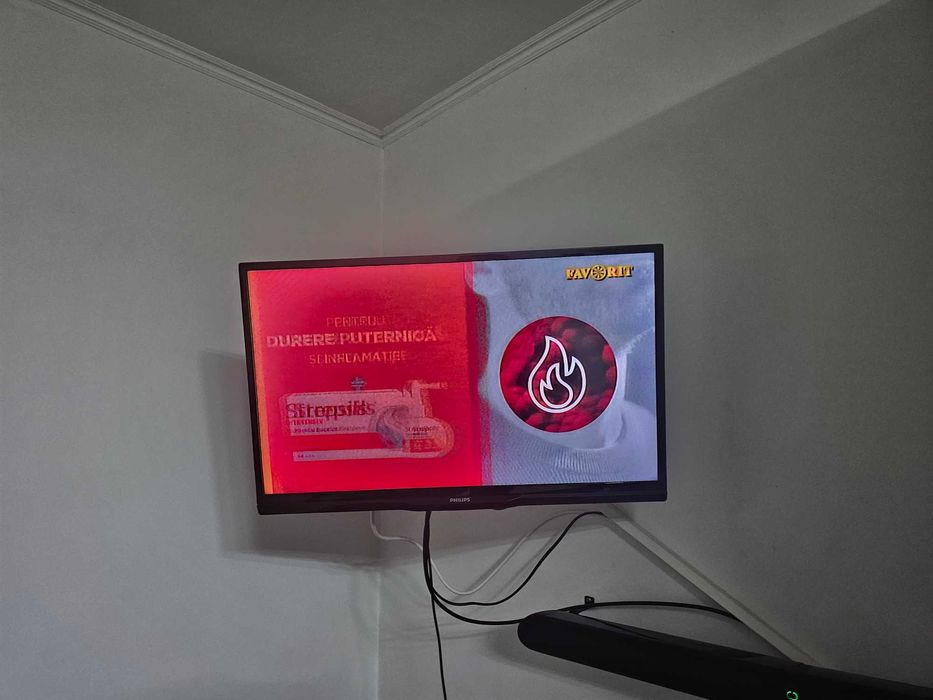 Vand 2 Televizoare (TV Samsung LE-26R81B/TV Philips, 28PHH4109 71cm