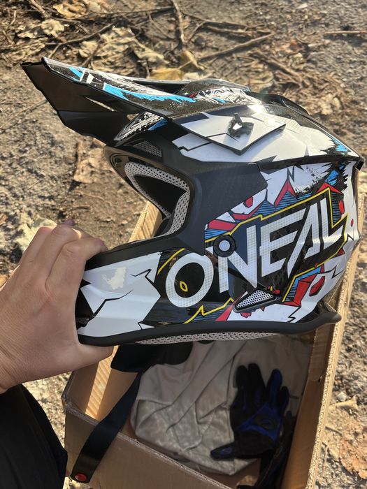 Детска каска рамер L