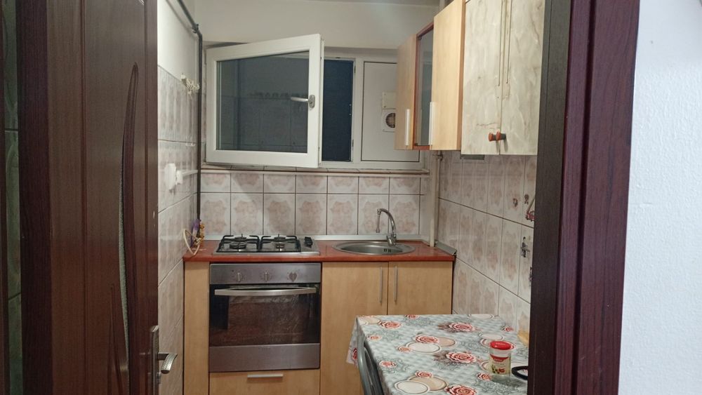 De inchiriat apartament doua camere