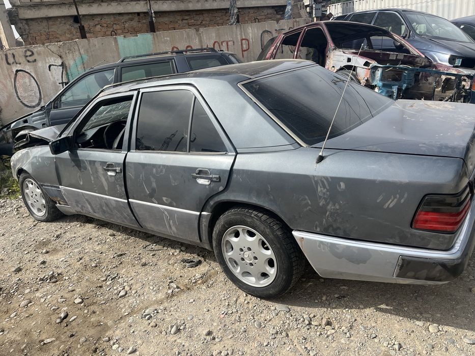 Мерседес е230 по запчастям