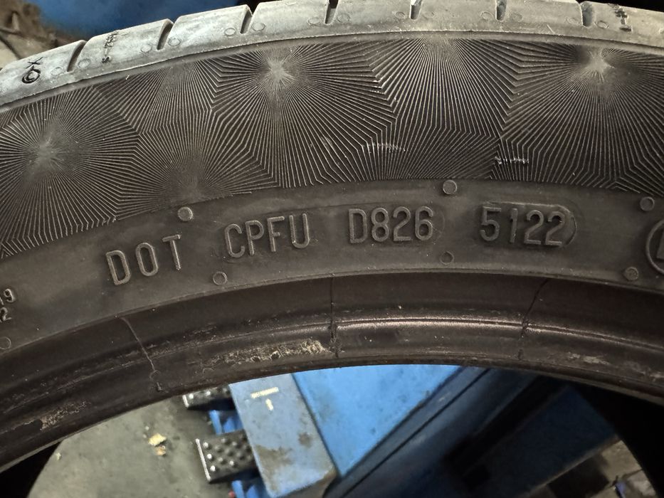 Continental 235/45/18