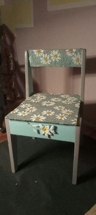 Дизайнерский стульчик
