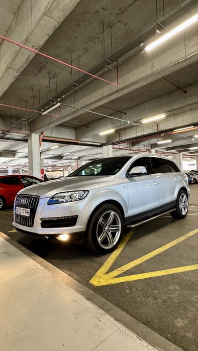 Audi Q7 напълно обслужено