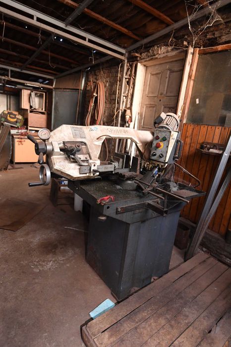 Inchiriez atelier de lacatuserie