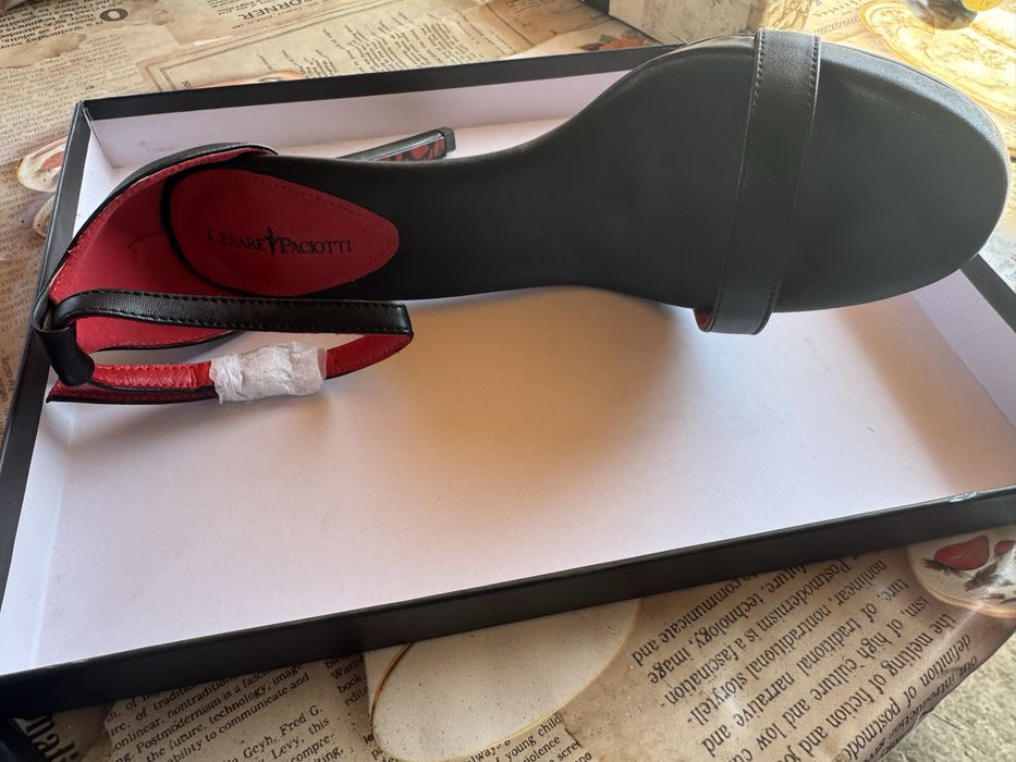Sandale Cesare Paciotti piele neagra marimea 41