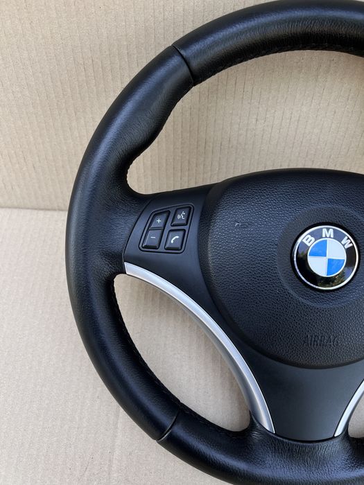 Bmw e90,e91,e87 SportLine волан в много добро състояние. - 2