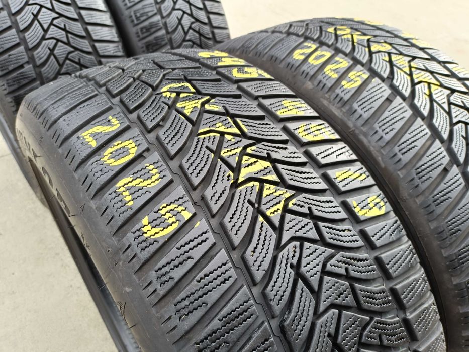 Set 4 anvelope de iarna 245 45 19 dunlop winter sport 5 profil 7 mm dot 2025