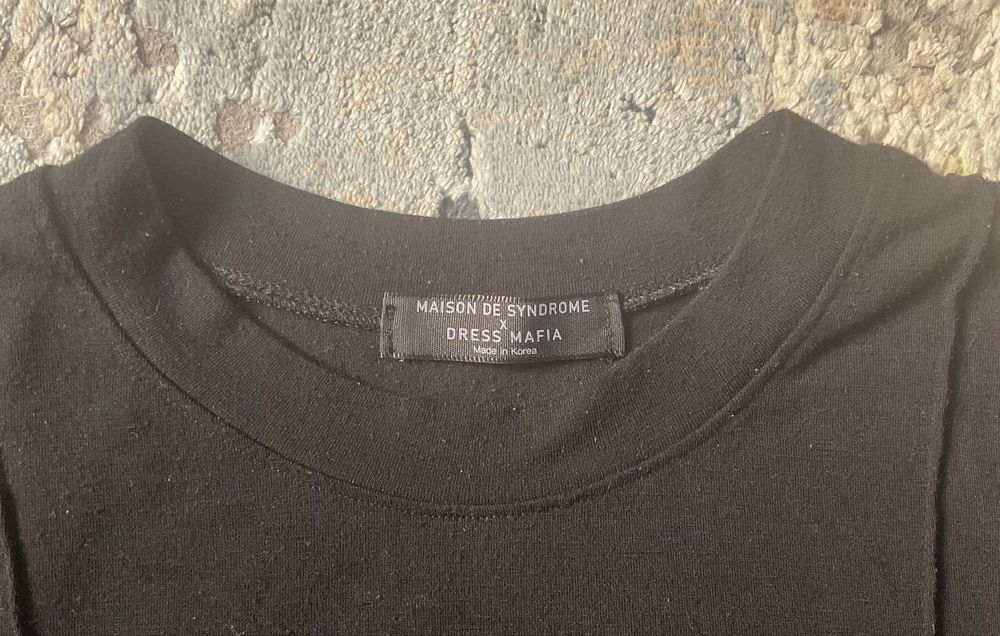 Продам черный лонгслив