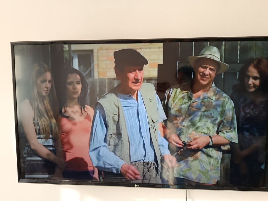 Продам телевизор