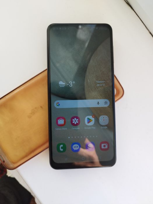 Samsung a12 nacho yaxshi xolatda