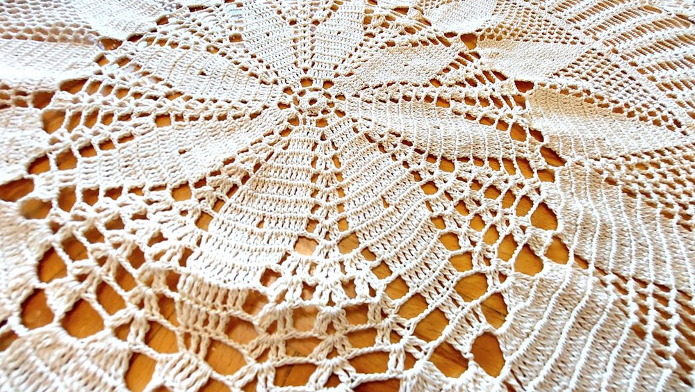 Покривка на една кука. Кръгла - 150 см.