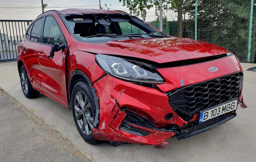 Dezmembrez Ford Kuga MK3 ST-Line 2.0 EcoBlue 4x4 YMDA 190 Cai 8F40