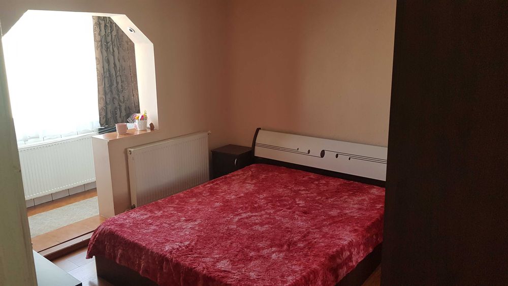 Apartament 3 camere de inchiriat