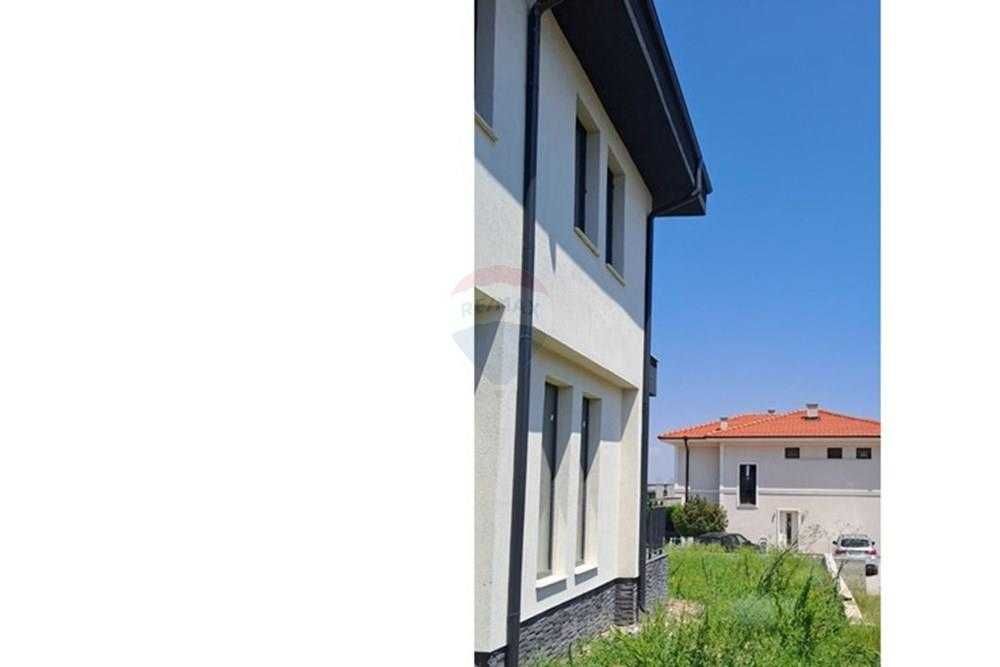 Продава се Къща в с. Белащица, Област Пловдив - 200 кв.м за 1610 €/кв.м - Снимка #3