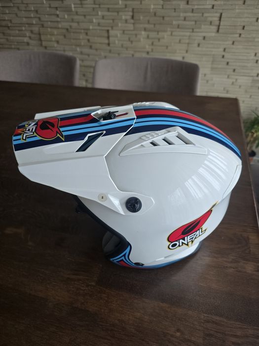Оригинална каска Oneal.Размер S-55-56см Цена 50 евро