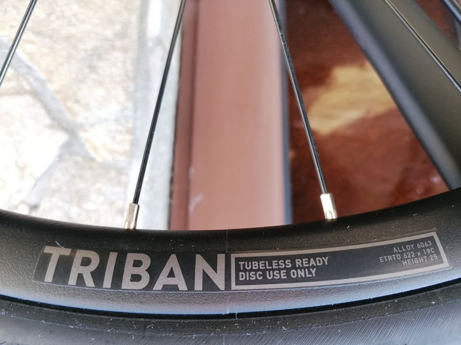 Шосеен TRIBAN RC 500,Shimano Sora, като нов!