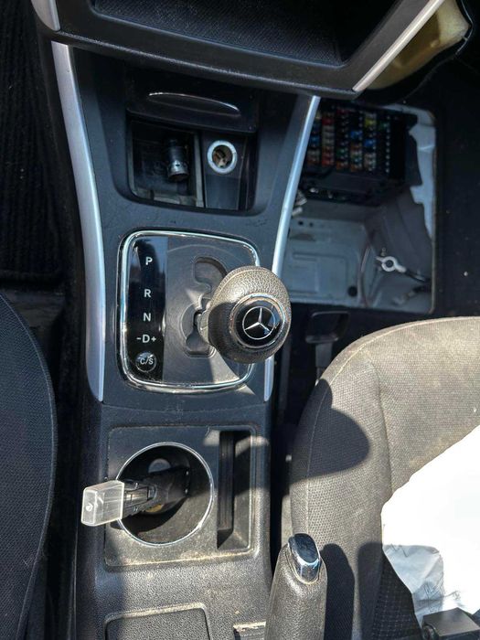 Mercedes B -Class на части или цяла
