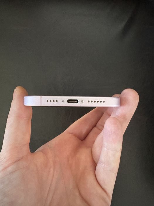 Iphone 15 plus cu sanatate baterie de 92%