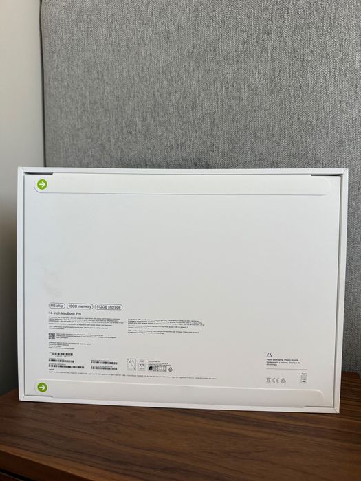 НОВ, НЕРАЗОПАКОВАН! Apple MacBook Pro/M5 chip/14"/16GB RAM/512GB SSD