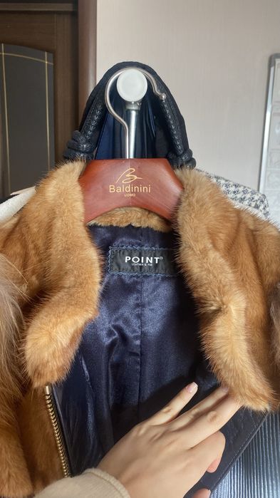 Продам жилетку от POINT Leather & Fur