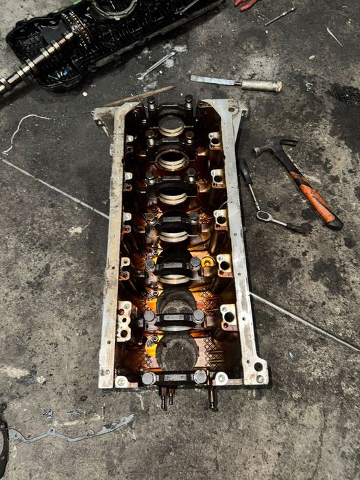 Блок цилиндра m52b28, m50,m52,m54, e34,e36,e39,e46