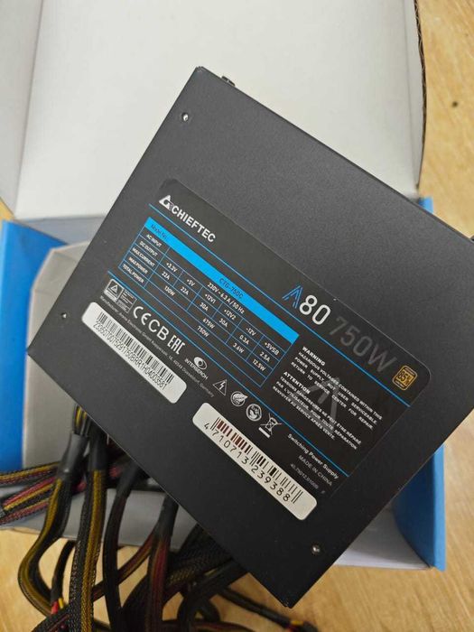Полумодульный Блок питания 750W Chieftec