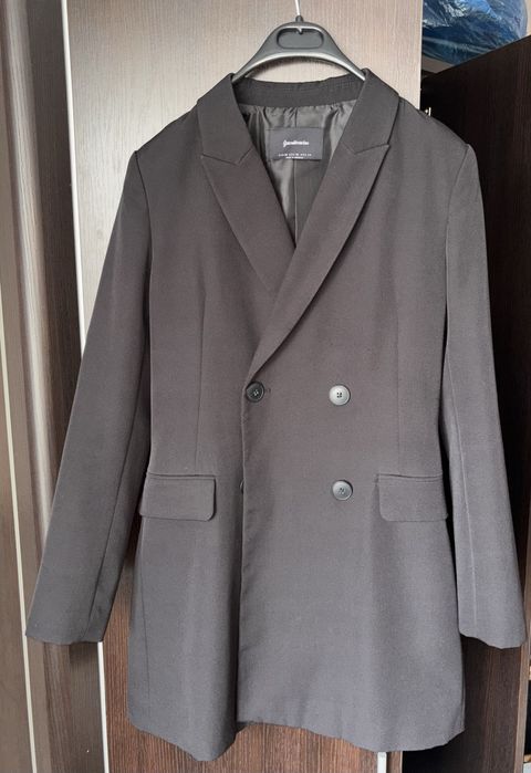 вещи все по 2500тг!