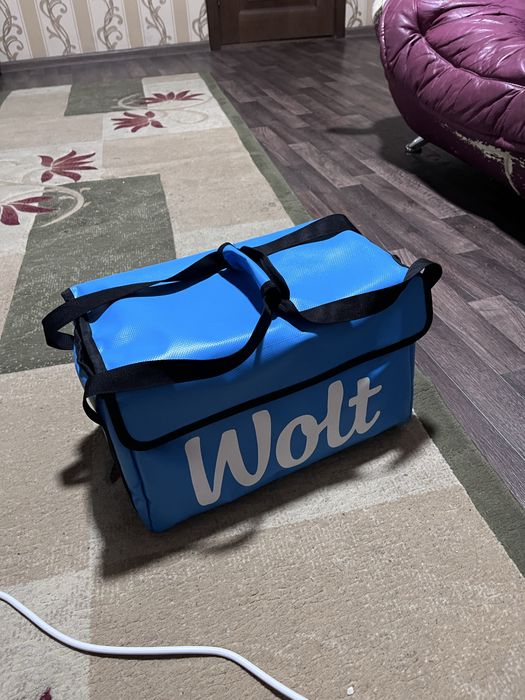 Сумка Wolt курьерская