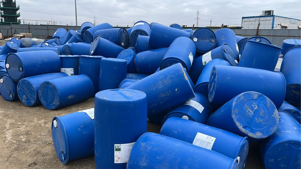 Продается бочка пластик