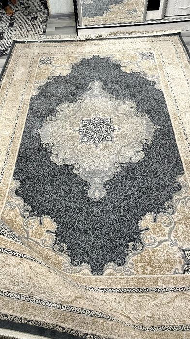 Гилам сотилади холати яхши 2×3