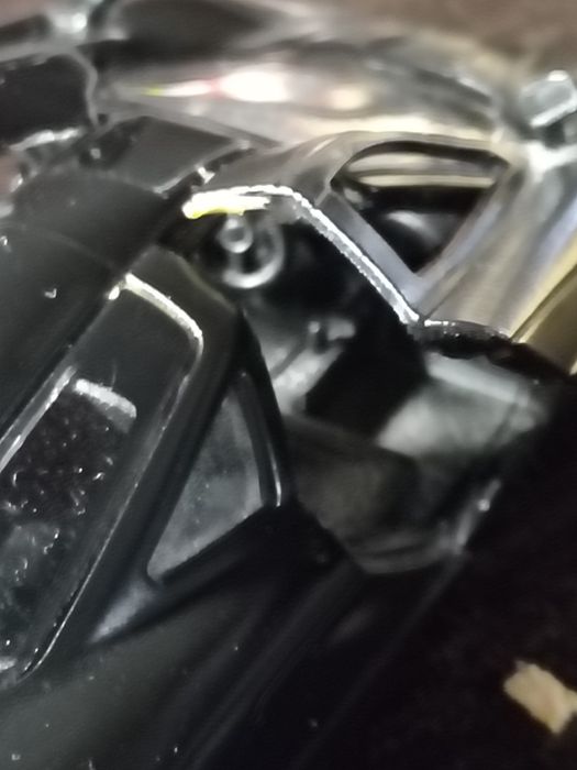 McLaren F1 negru