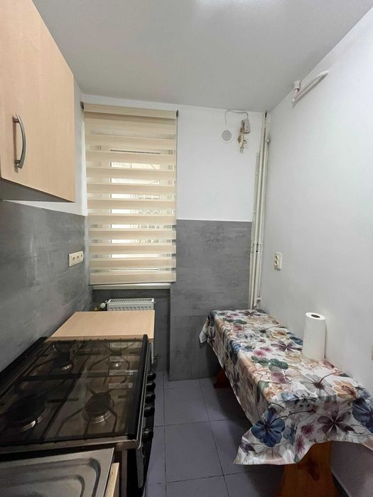 Garsonieră spațioasă de închiriat – Zona Belvedere, aproape de Universitate