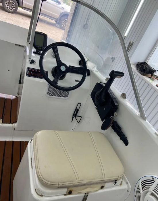 Продаётся Катер Catran 460 с мотором Mercury 75