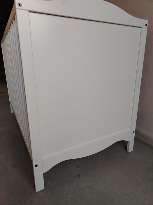 Дървено бяло  легло