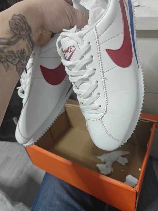 Nike Cortez  очень лёгкие 40 размер