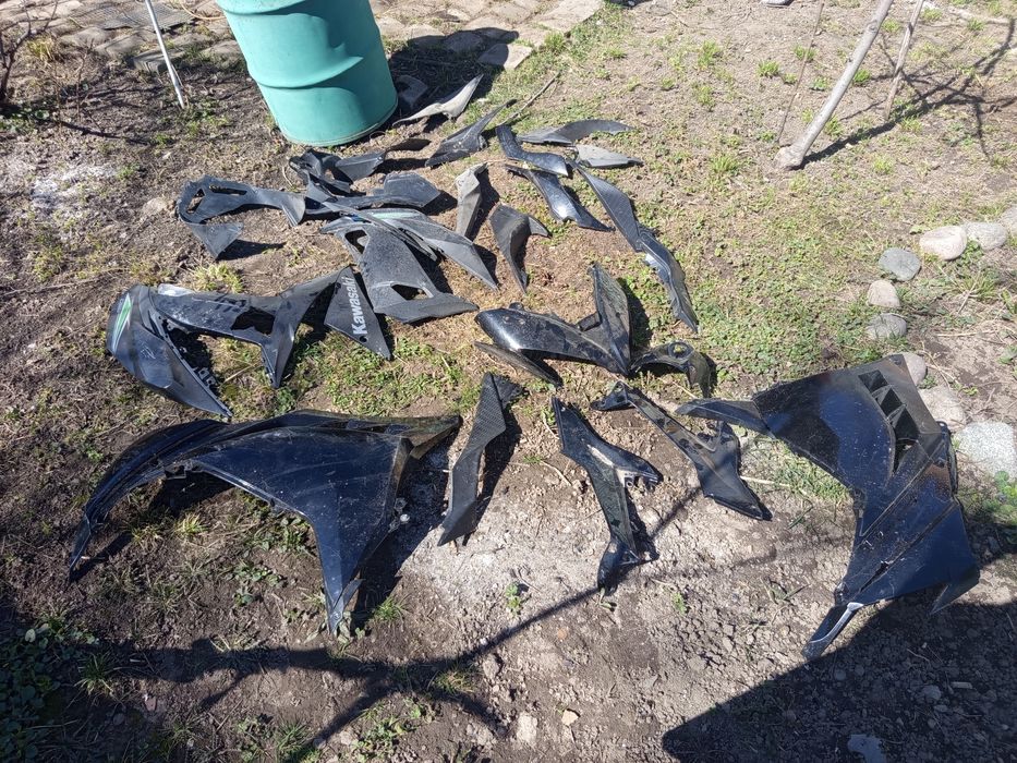 Пластик запчасти Кавасаки Ниндзя