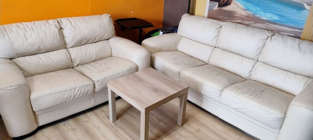 Дивани от естествена кожа.Двуместен и триместен диван