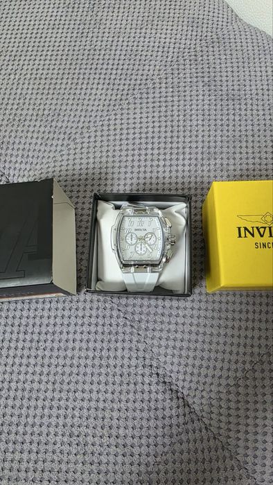 Часовник Invicta